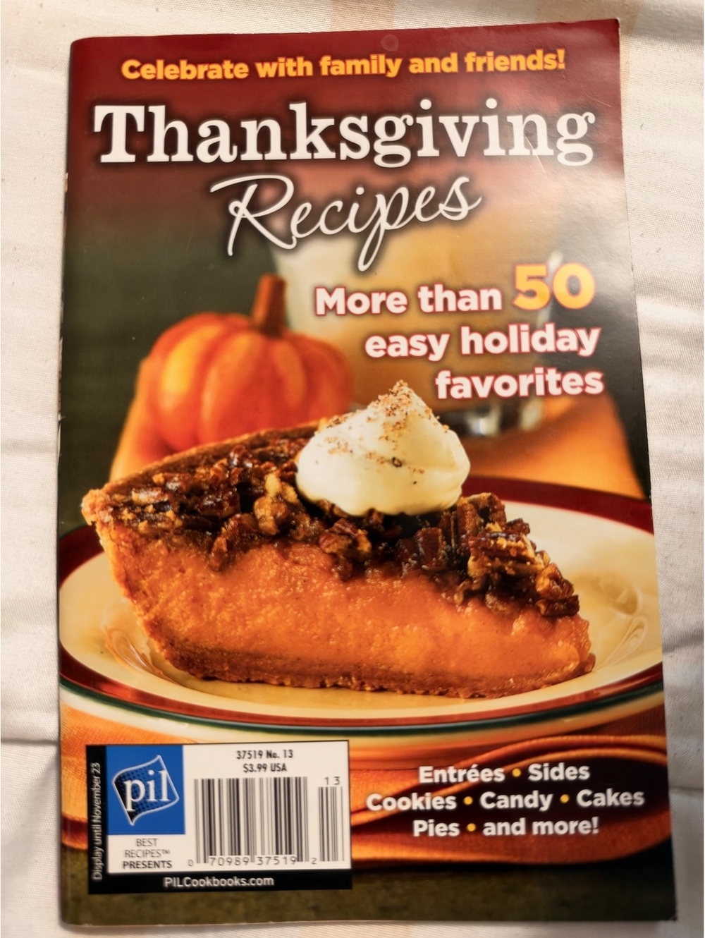 Thanksgiving Recipes Magazine - More Than 50 Easy Holiday Favorites